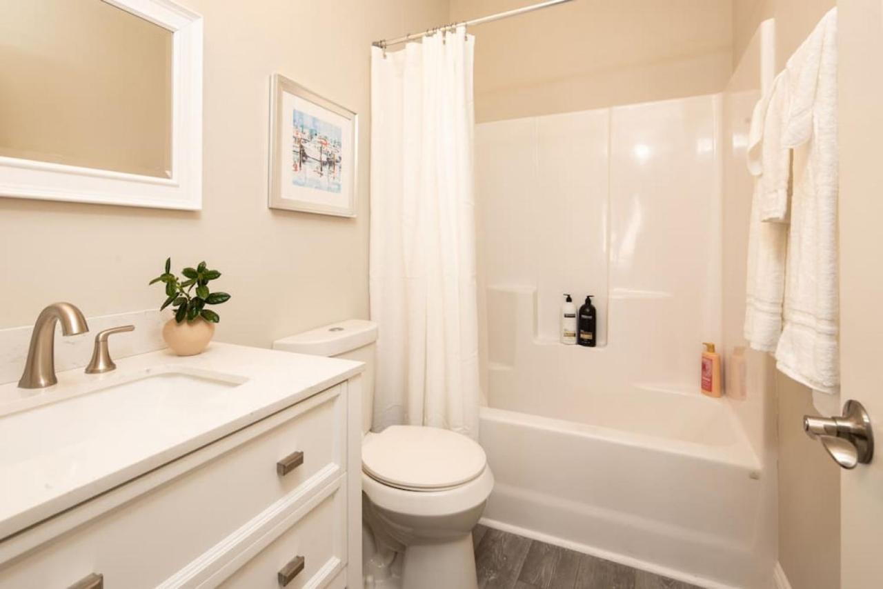 Lovely 4Br King Beds Steps To Beach And Pier G Myrtle Beach Exterior foto